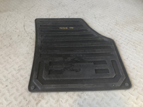 Freelander 2 Floor Mats Set of 4 in Black Rubber Land Rover 2006 to 2011 J07076