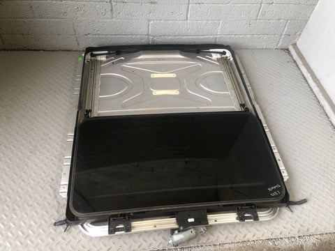 Range Rover L322 Sunroof Glass Cartridge Frame Assembly 2006 to 2009 D01076