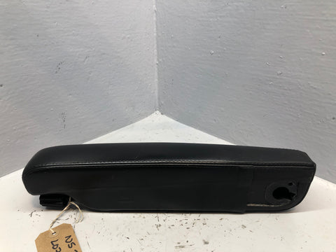 Discovery 3 Armrest Black Leather Near Side Front Passenger Land Rover L07106