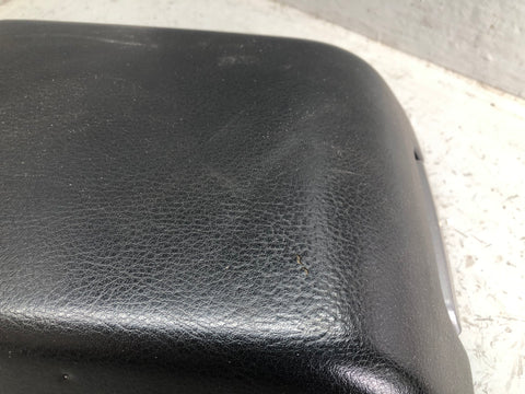 Discovery 3 Centre Console Lid Armrest Grain Leather Land Rover L03096
