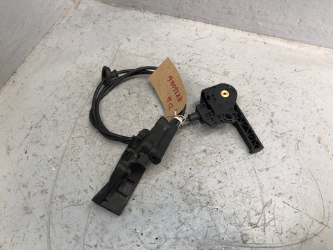 Discovery 4 Bonnet Release Lever Mechanism Land Rover 2009 to 2016