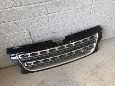 Discovery 4 Grille Front Santorini Black Facelift Land Rover 2014 to 2016 J18066