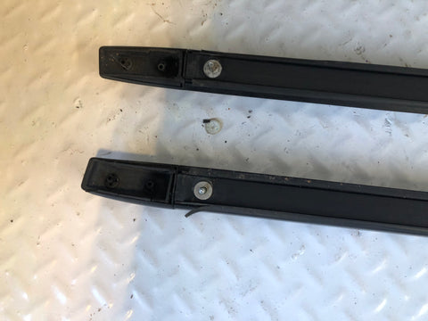 Discovery 3 or 4 Roof Rails Three Quarter Length Bars Land Rover CAB500120PVJ