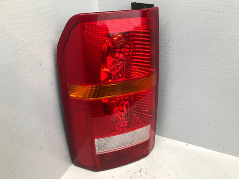 Discovery 3 Tail Light Cluster Near Side Rear XFB000573 2004 to 2009 L07106