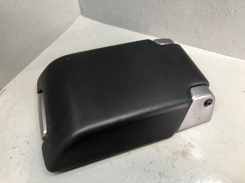 Discovery 3 Centre Console Lid Armrest Grain Leather Land Rover J14096