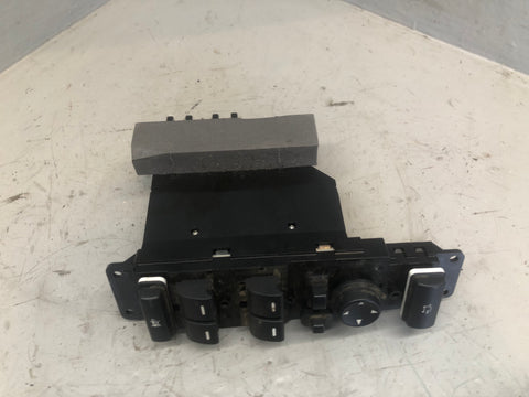 Range Rover L322 Window Switch Pack Off Side Front 2002 to 2010 D01076