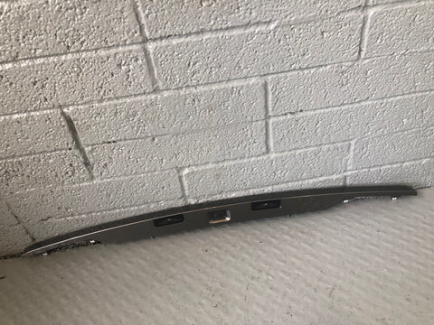 Range Rover Evoque Tailgate Trim Panel Handle BJ32 40406 L538 Grey