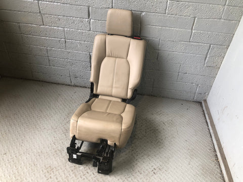 Discovery 4 Seats Leather Electric x 5 in Almond Land Rover 2009 to 2014 D13086