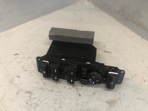 Range Rover L322 Window Switch Pack Off Side Front 2002 to 2010 D01076