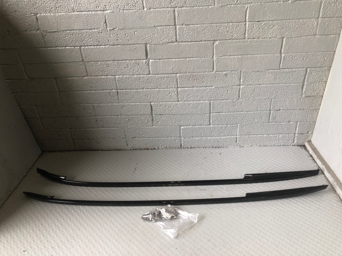 Discovery Sport Roof Rails L550 Pair of Genuine Land Rover 2014 to 2019
