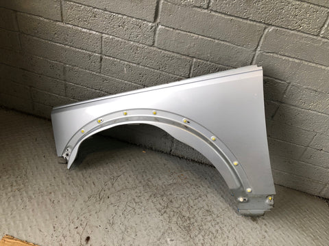 Discovery 3 Wing Near Side Front Zermatt Silver Land Rover 2004 to 2009 L03096