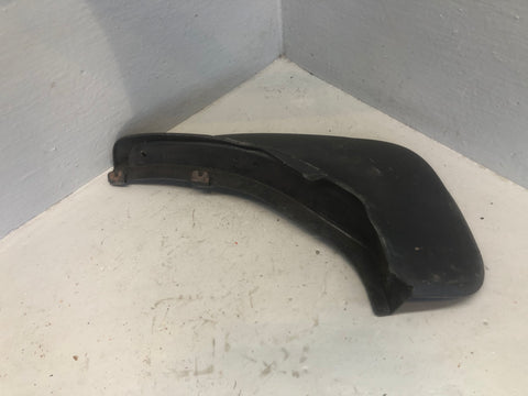 Range Rover L322 Mud Flap Off Side Front CAS500140XXX 2002 to 2010