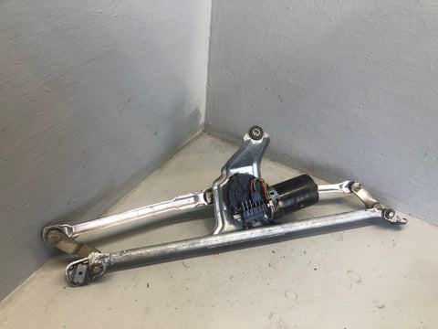 Porsche Boxster S Front Wiper Motor and Linkage Assembly 986 1996 to 2004