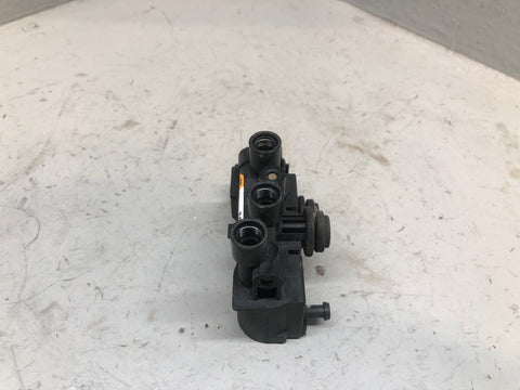 Range Rover L405 Air Suspension Front Crossover Valve CPLA-5B710-AB 2013 to 2017