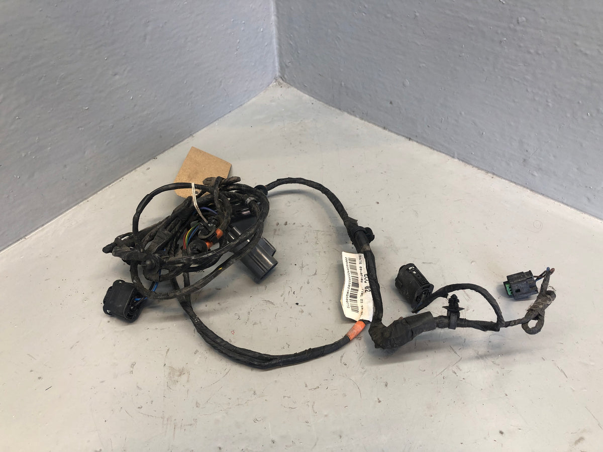 Discovery 2 Fog Light Wiring Loom Front Bumper YMQ500772 2005 to 2009