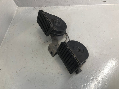 Jaguar XF Horns Pair Of Hi and Low X250 2007 to 2014