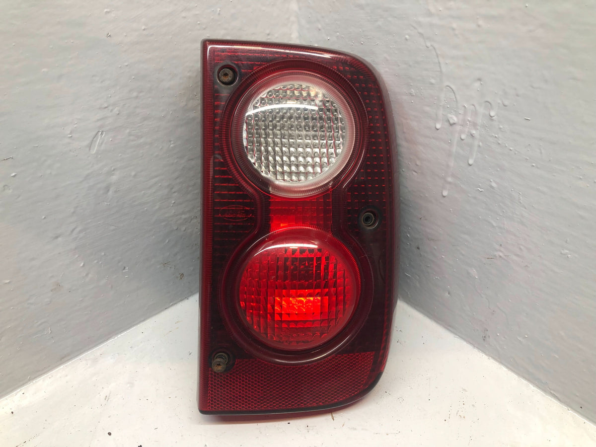 Freelander 1 Rear Light Off Side Upper Tail Lamp Land Rover 2004 to 2006