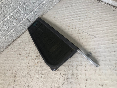 Discovery 4 Window Glass Door Off Side Rear Quarter Land Rover Tinted