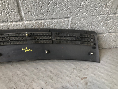 Range Rover L322 Bonnet Grill Under Windscreen 2002 to 2013 L29076