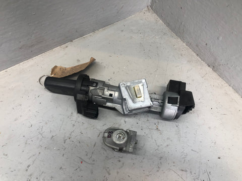 Discovery 3 Lock Set Ignition Barrel Lock with 1 x Key Fob Land Rover J17076
