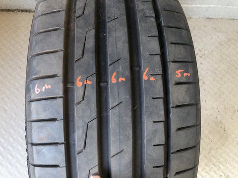 Churchill Part Worn Tyre 275/40ZR20 6mm Tread 275 40 20 D17066C