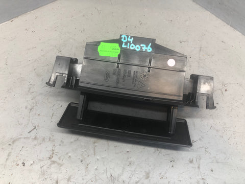 Discovery 4 Ashtray Front Land Rover AH22-048A02-AB 2009 to 2016 L10076
