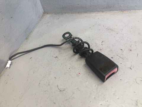 Porsche Boxster S Seat Belt Buckle Clasp Front Right 996.803.183.07 1996 to 2004