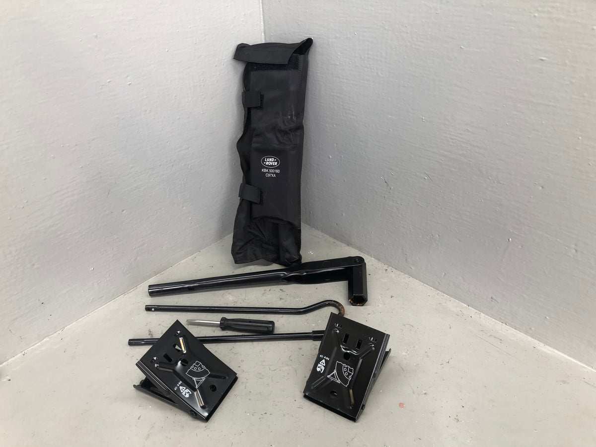 Discovery 3 4 Tool Kit in a Bag KBK500160 Land Rover 2004 to 2016 J17076