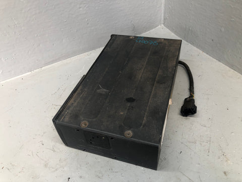 Discovery 2 Multi CD Changer Alpine Magazine XQE100240 1998 to 2004 Land Rover