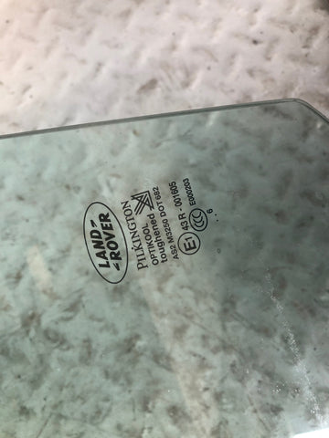 Discovery 3 Window Glass Near Side Front Land Rover 2004 to 2009 K02066