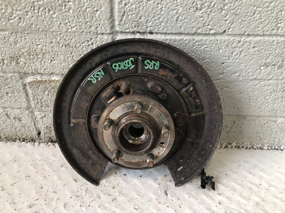 Range Rover Sport Near Side Rear Hub with ABS Sensor L320 2005 to 2013