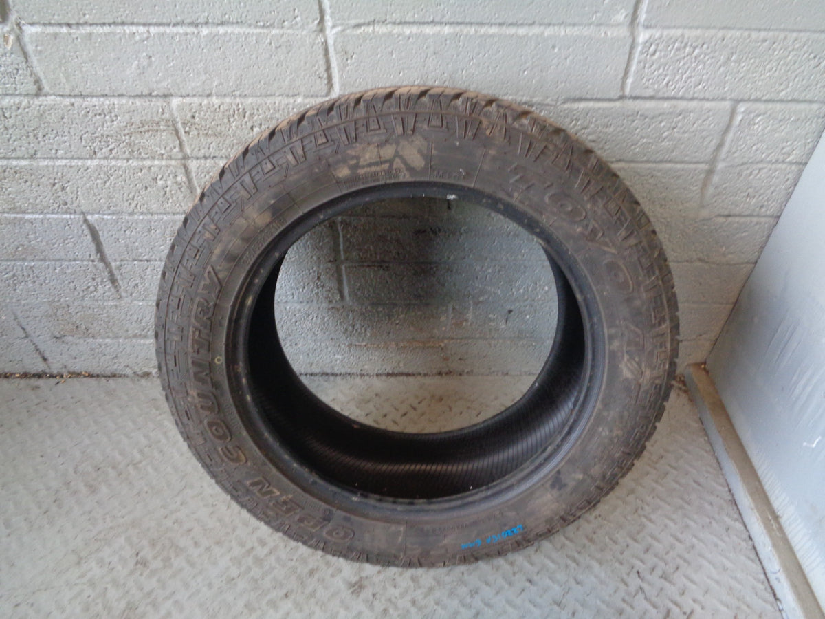 Toyo A/T Open Country Part Worn Tyre 255/55R19 255 55 19 6mm Tread L22015A