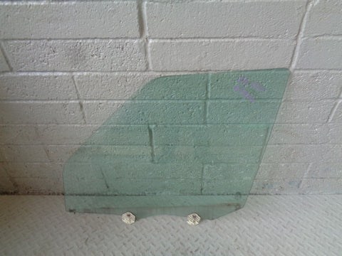 Discovery 3 Window Glass Near Side Front Land Rover 2004 to 2009