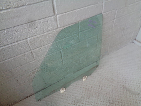 Discovery 3 Window Glass Near Side Front Land Rover 2004 to 2009