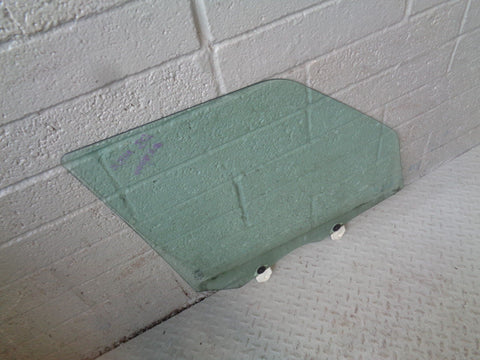 Discovery 3 Window Glass Near Side Front Land Rover 2004 to 2009