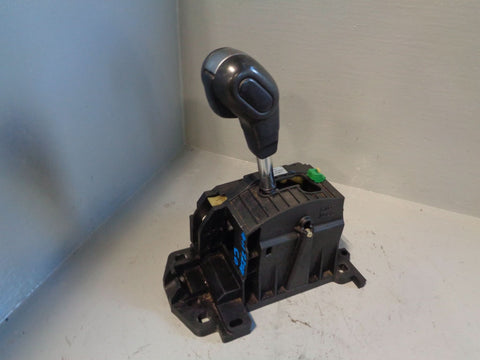 Discovery 3 Automatic Gear Selector Gearstick Land Rover UCB500071 no cable