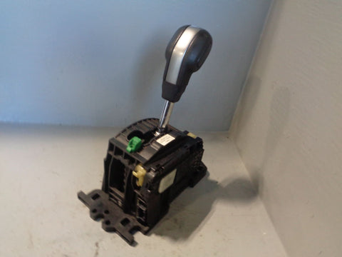 Discovery 3 Automatic Gear Selector Gearstick Land Rover UCB500071 no cable