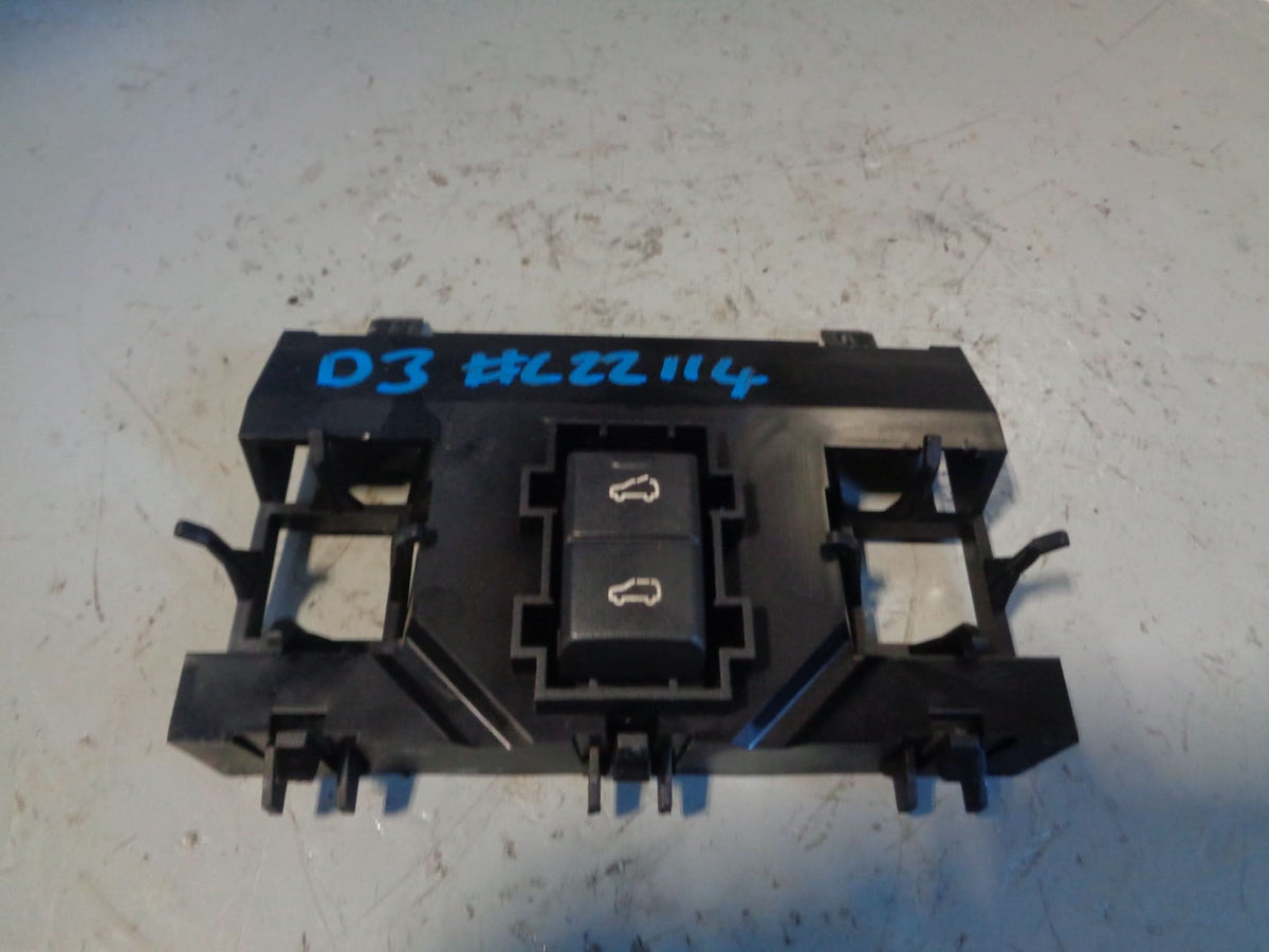 Discovery 3 Sunroof Switch with Housing Land Rover 2004 to 2009