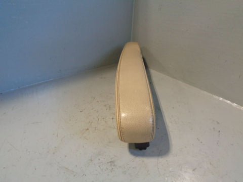 Discovery 3 Armrest Near Side Passenger Alpaca Land Rover 2004 to 2009 L22114