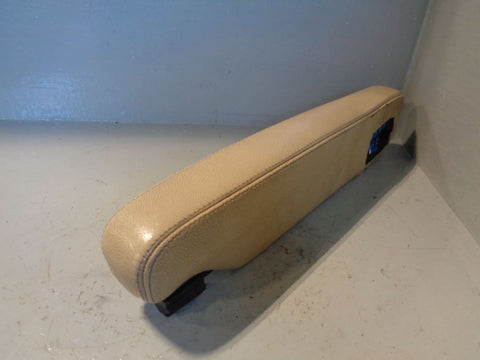 Discovery 3 Armrest Near Side Passenger Alpaca Land Rover 2004 to 2009 L22114