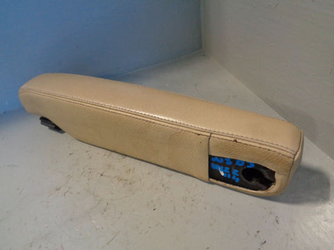 Discovery 3 Armrest Near Side Passenger Alpaca Land Rover 2004 to 2009 L22114