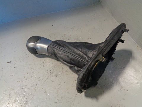 Discovery 3 Gear Knob Selector Manual 6 Speed Land Rover 2004 to 2009