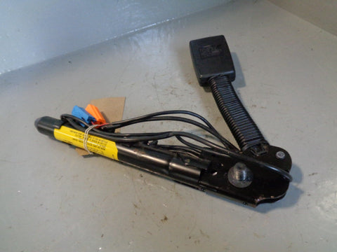 Discovery 4 Seat Belt Pre-Tensioner Buckle Near Side Front Land Rover Type 1