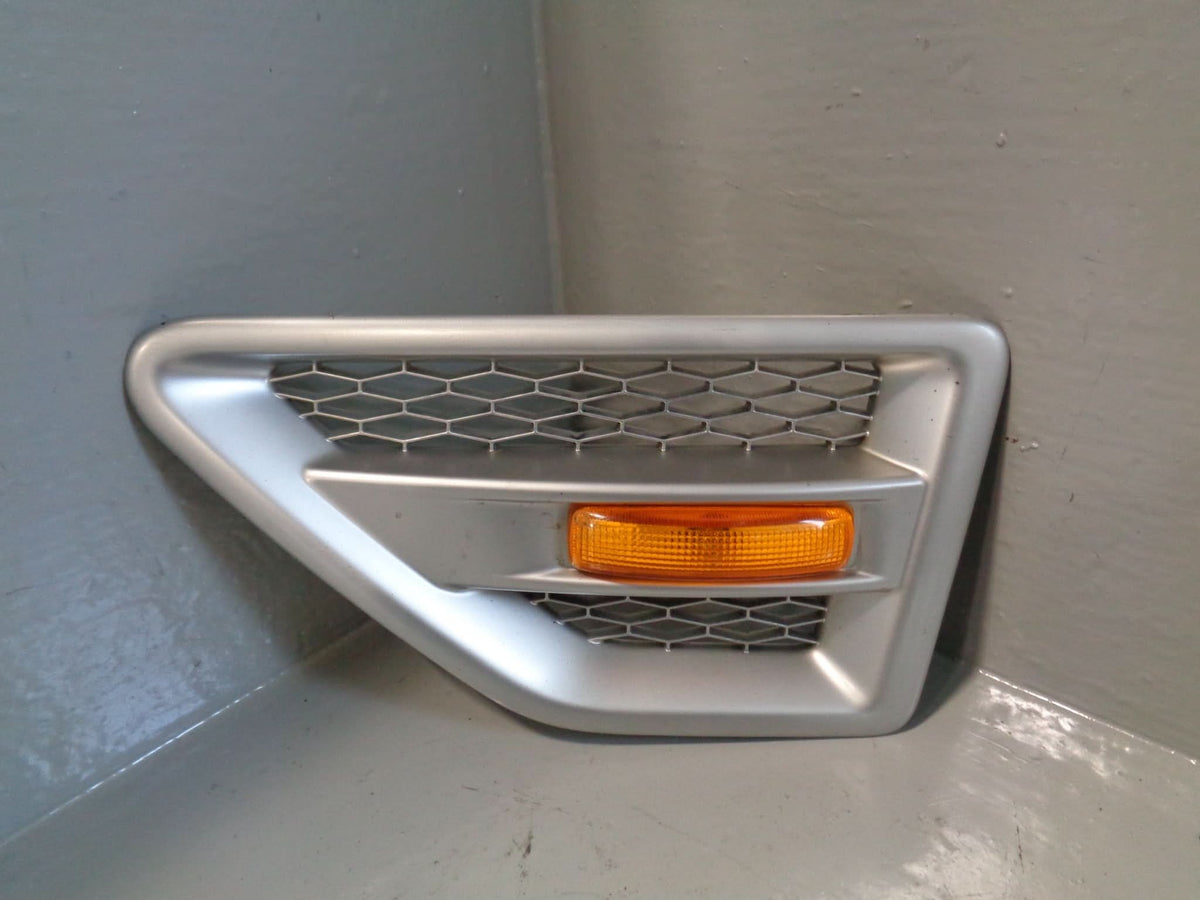 Freelander 2 Wing Vent Indictor Side Repeater Near Side Left Land Rover