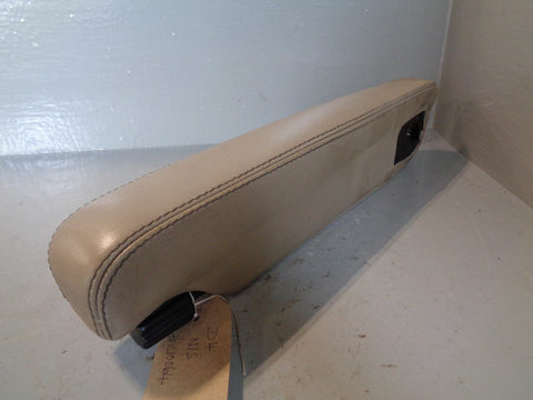 Discovery 4 Armrest Near Side Passenger Alpaca Land Rover 2009 to 2013 K10064