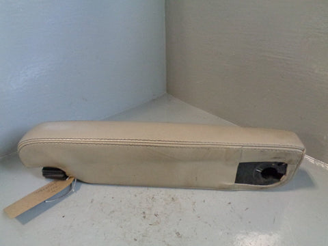 Discovery 4 Armrest Near Side Passenger Alpaca Land Rover 2009 to 2013 K10064