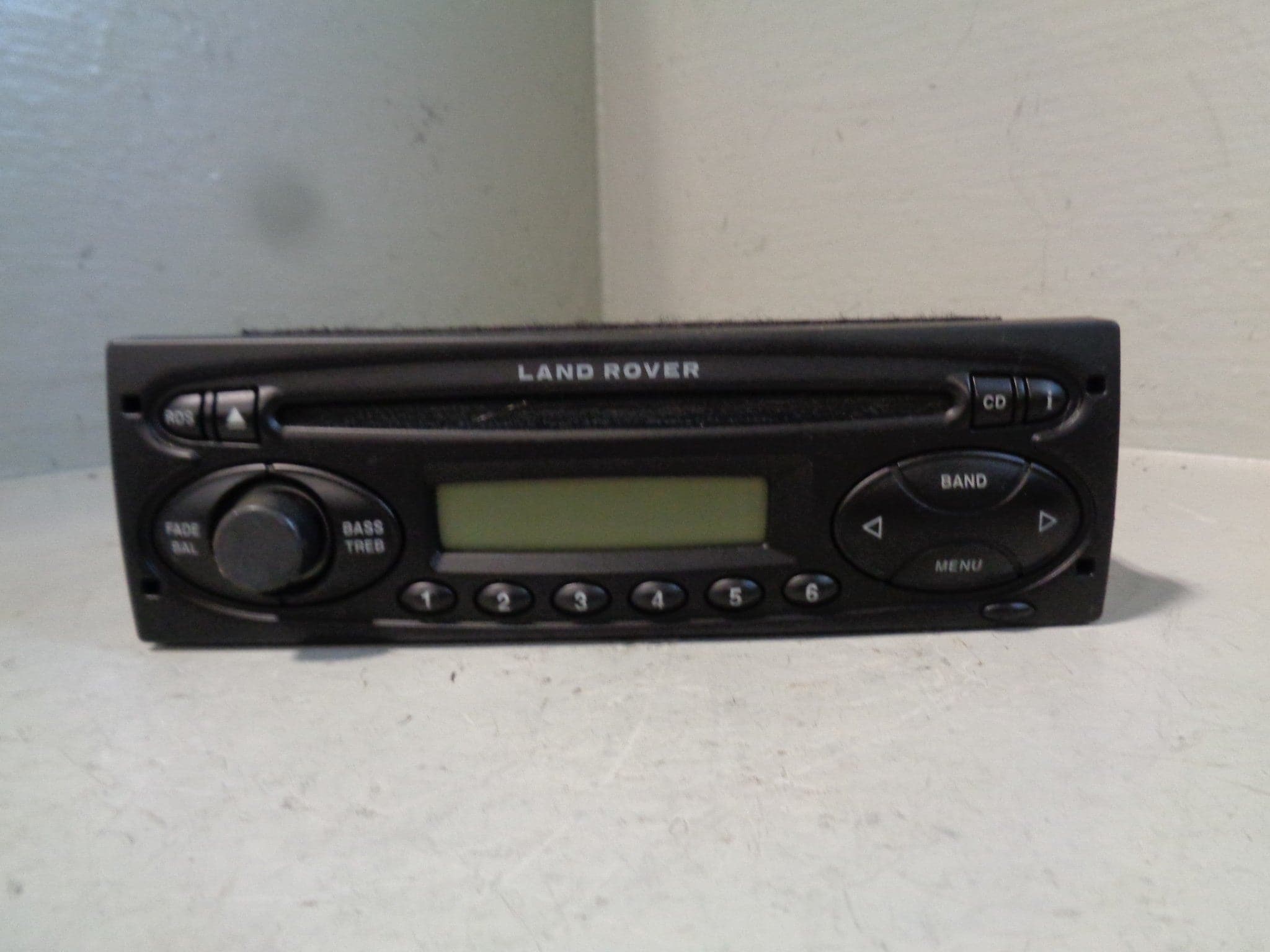 Discovery 2 Stereo Head Unit Radio CD Player XQE000161PMA Land Rover R ...