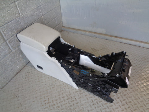 Range Rover Evoque Centre Console Cirrus Arm Rest Leather L538 3 Door