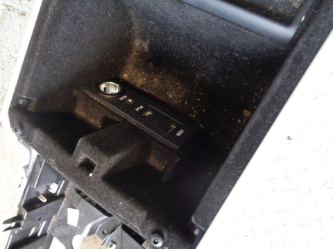 Range Rover Evoque Centre Console Cirrus Arm Rest Leather L538 3 Door
