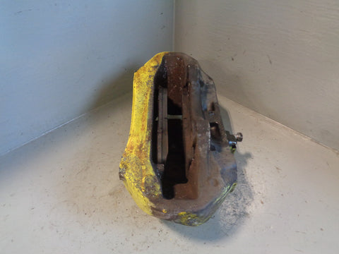 Range Rover Brake Caliper L322 Brembo Off Side Front 6 Piston 4.4 TDV8 L24045